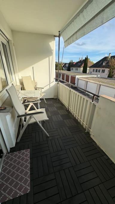 Monikas Home - Gemuetliche 3-Zimmer-Wohnung Im Herzen Von Boeblingen Böblingen Exterior foto